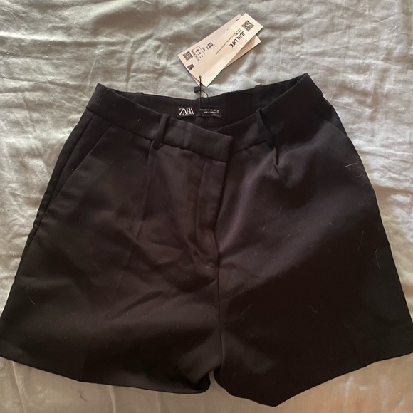 Zara Pants - Zara black elegant shorts